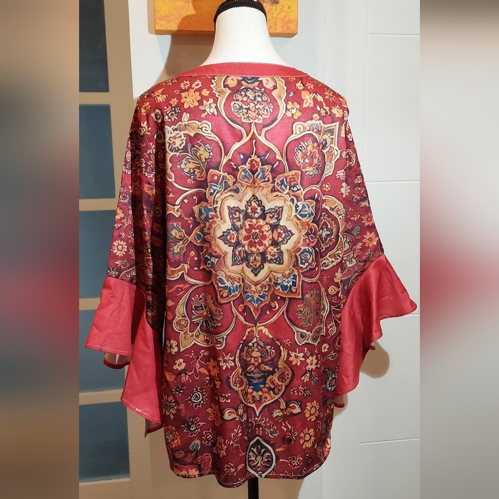 Elegant Red Floral Women's Tunic - Picture 7 of 12